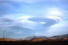 UFO Wolken