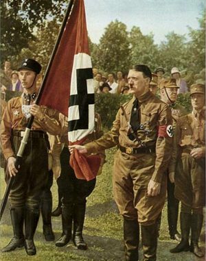 Adolf Hitler Blutfahne