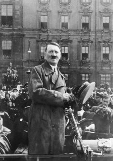 Adolf Hitler photo_2017-11-16_11-01-23