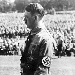 Adolf Hitler photo_2017-11-17_07-59-17