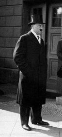 Adolf Hitler photo_2017-11-22_18-26-48