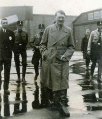 Adolf Hitler photo_2017-12-19_21-29-17