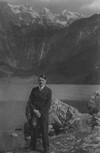 Adolf Hitler photo_2017-12-19_21-29-25