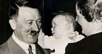 Adolf Hitler photo_2017-12-24_08-23-22