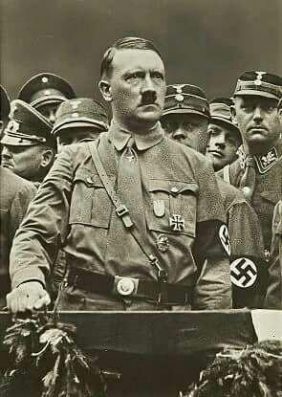 Adolf Hitler photo_2018-05-04_08-00-53