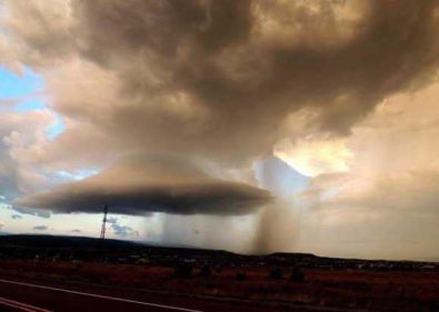UFO Wolke